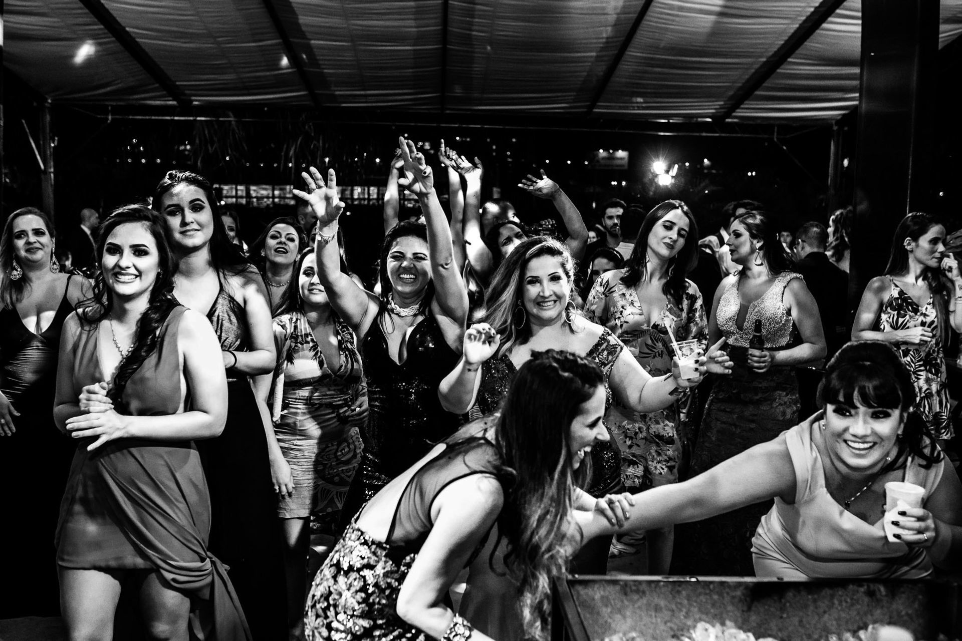 Foto Fotografia de Casamento Na Cidade de Franca de Paula e Miller Foto Fotografia de Casamento Na Cidade de Franca de Paula e Miller - Imagem 23